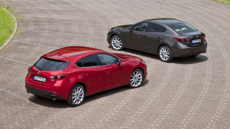 A legújabb Mazda-sláger, a Hármas világszerte igen kedvező fogadtatásra talált