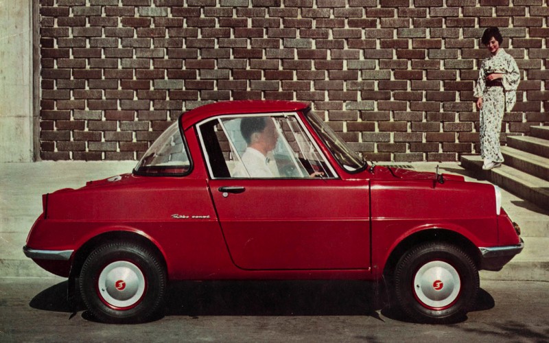 Az első Mazda személyautó, az R360 is egy kis csöppségként vonult be a történelembe