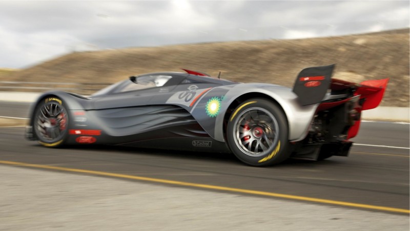 A végsebesség ugyan „csak” 290 km/h körül volt, a 0-100km/h sprint nem tartott tovább 3 másodpercnél