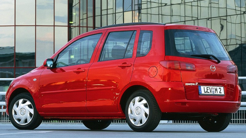 Praktikus városi egyterű volt az első Mazda2
