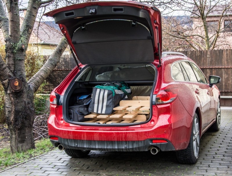 Elsőre nagyobbnak tűnik, de mindent elnyel, kipróbáltuk