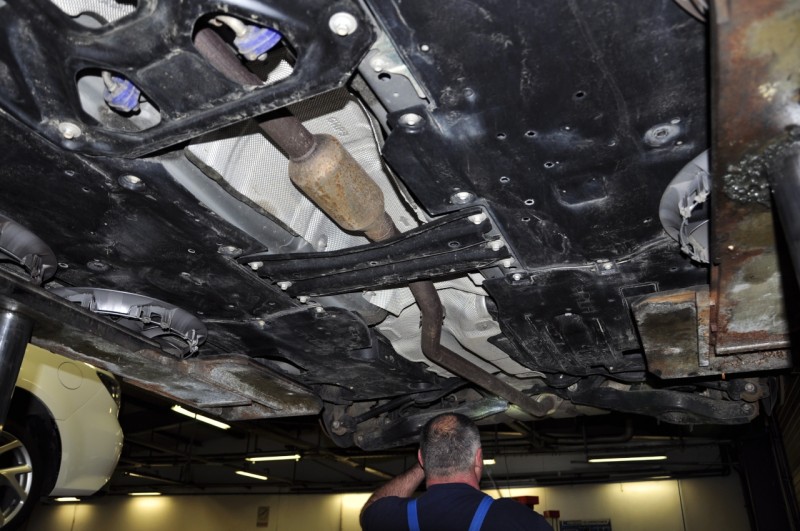 Alul is minden rendben: a kipufogórendszert és a futóműveket is alaposan átvizsgálták