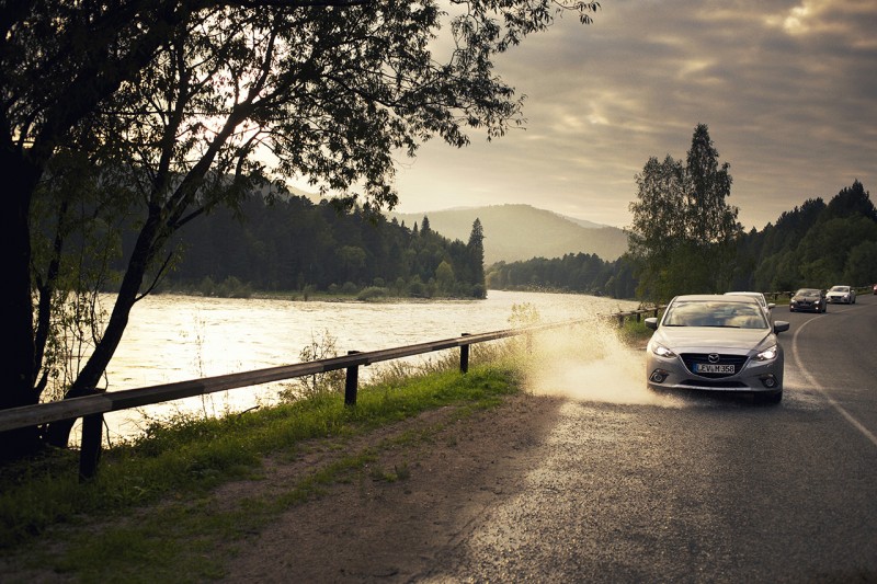 A konvoj gond nélkül eljutott Hirosimából Frankfurtba 