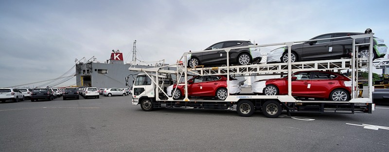 Mazda_Route3_2013_Yokohama_Japan_01__jpg300