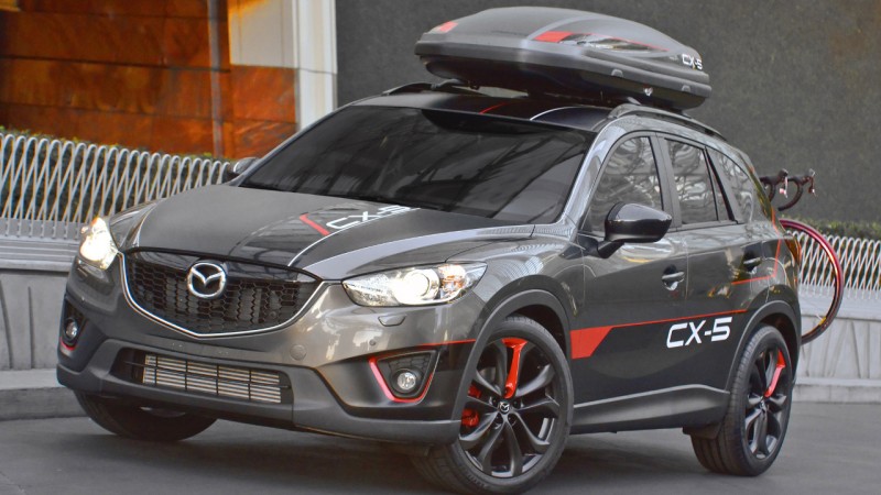 Hollywood csillogása és az autósport izgalmai elevenednek meg a Dempsey koncepcióban