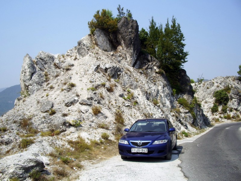 A kék Mazda6 sohasem hagyta cserben gazdáját, pedig bejárta Európát