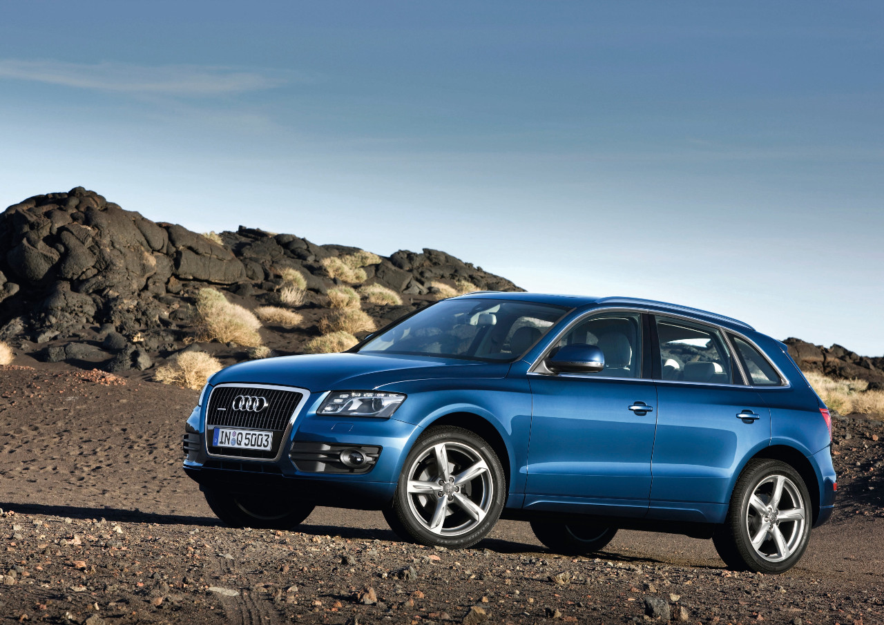 Szerényebb alapfelszereltsége ellenére az Audi Q5 induló ára jelentősen magasabb